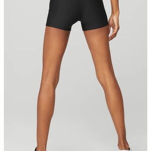 ALO Yoga High-Waist Airlift Black Shorts